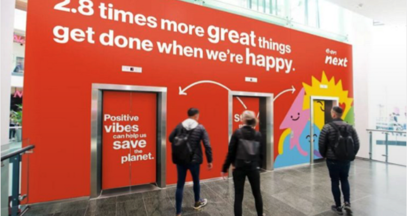 MULTISENSORY ADVERTISING VS TRADITIONAL MARKETING